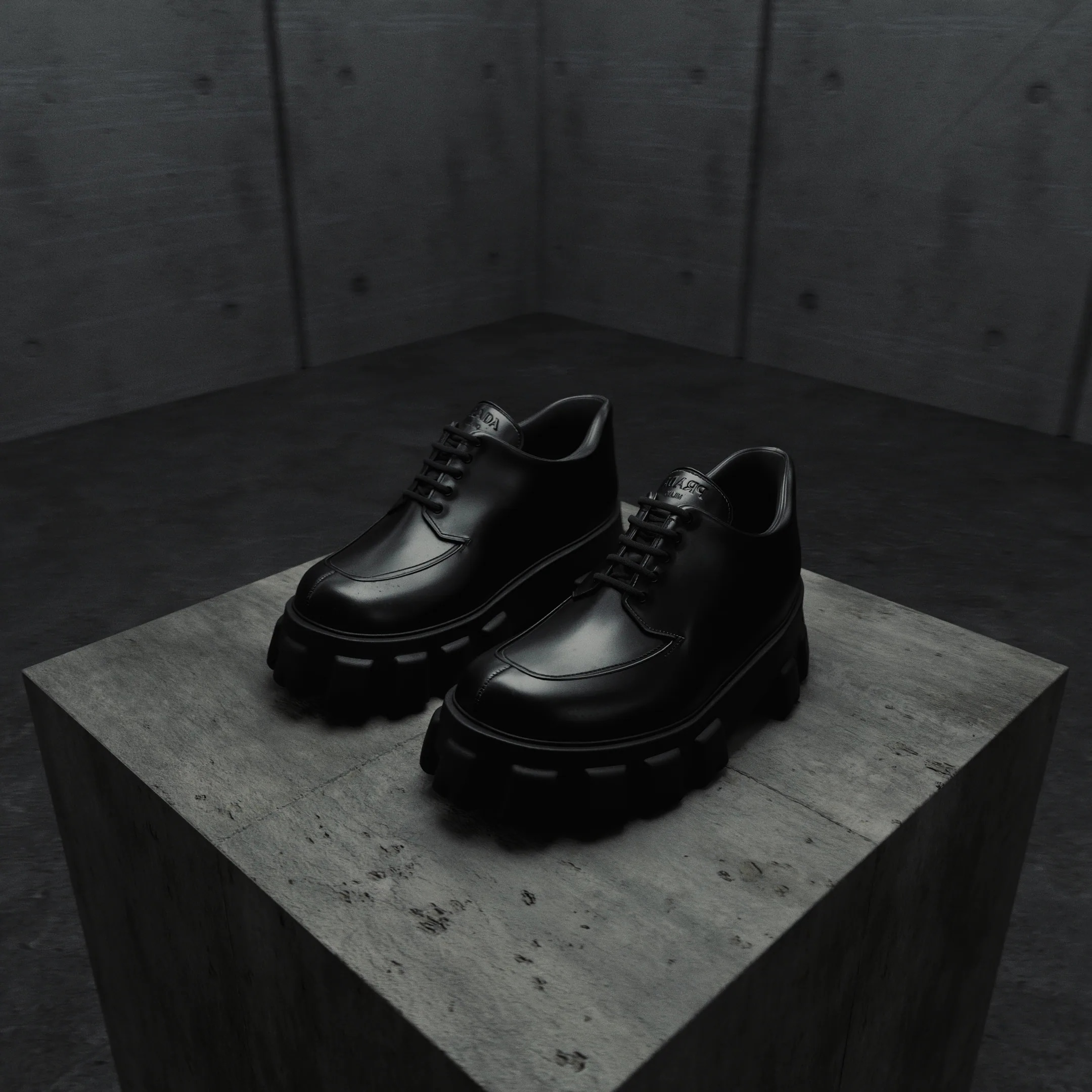 PRADA MONOLITH